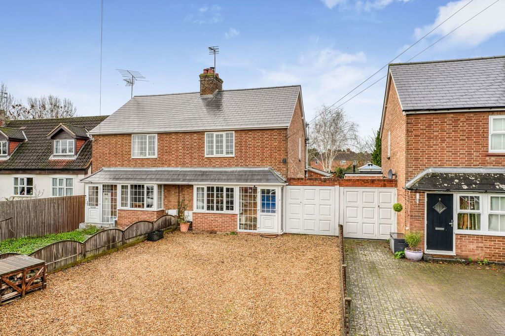 Property photo 2 of 27