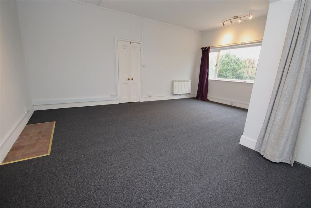 Property photo 3 of 11 Img_1626.Jpg