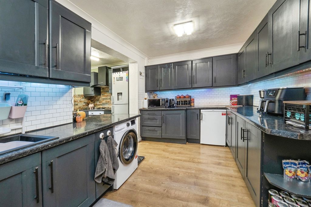 Property photo 2 of 15