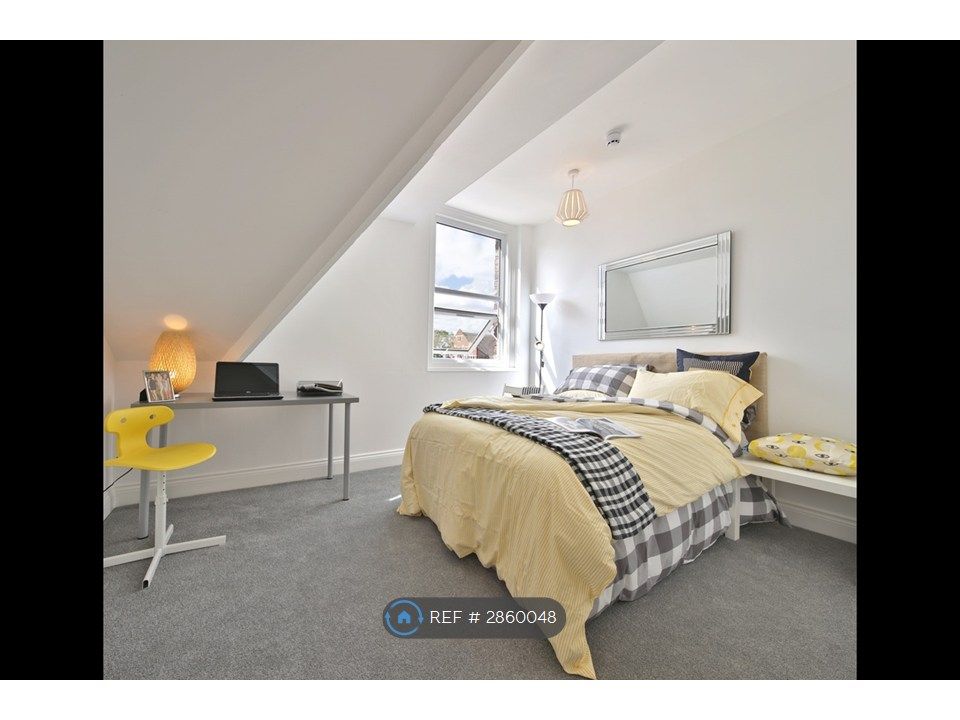 Property photo 1 of 3