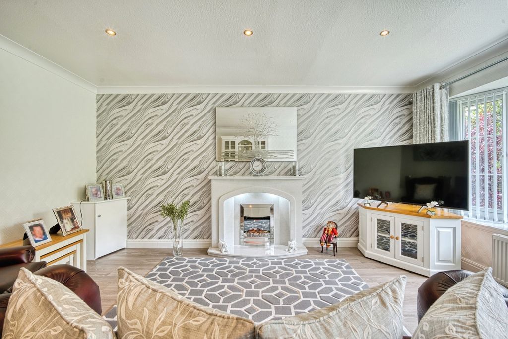 Property photo 2 of 14 Pbox-Img.Jpg