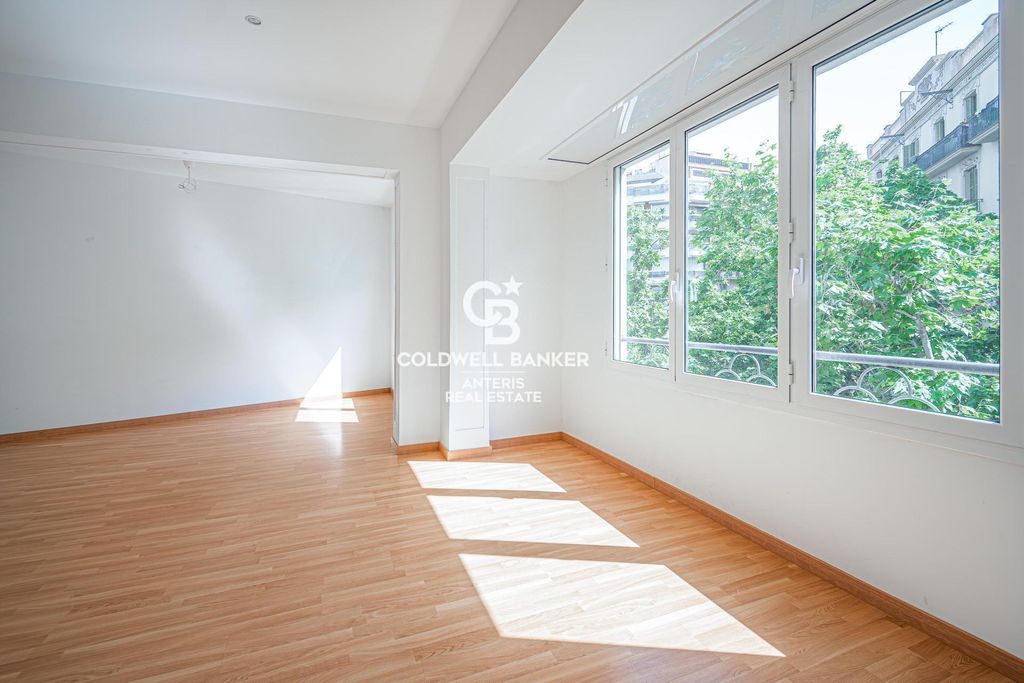 Property photo 3 of 32