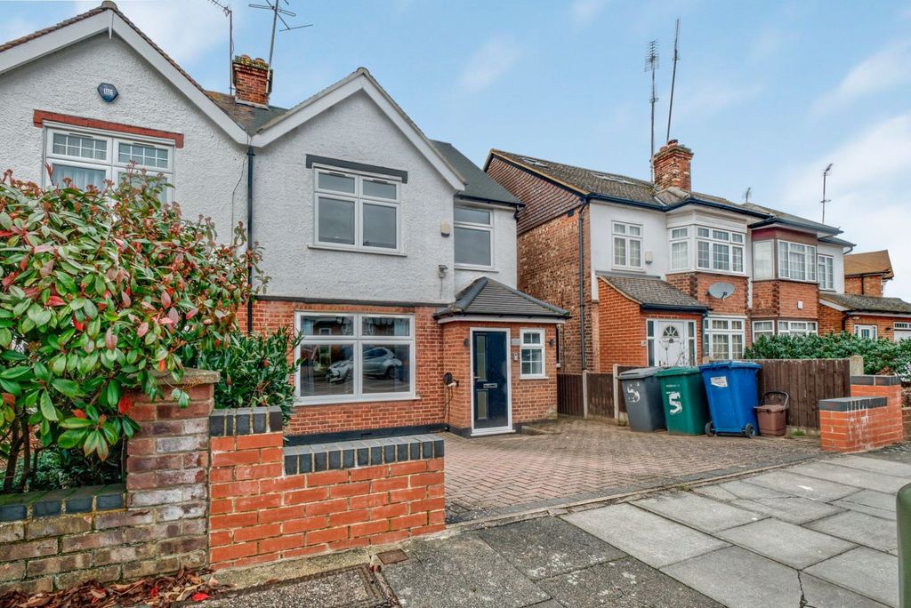 Property photo 1 of 16 Picture No. 21