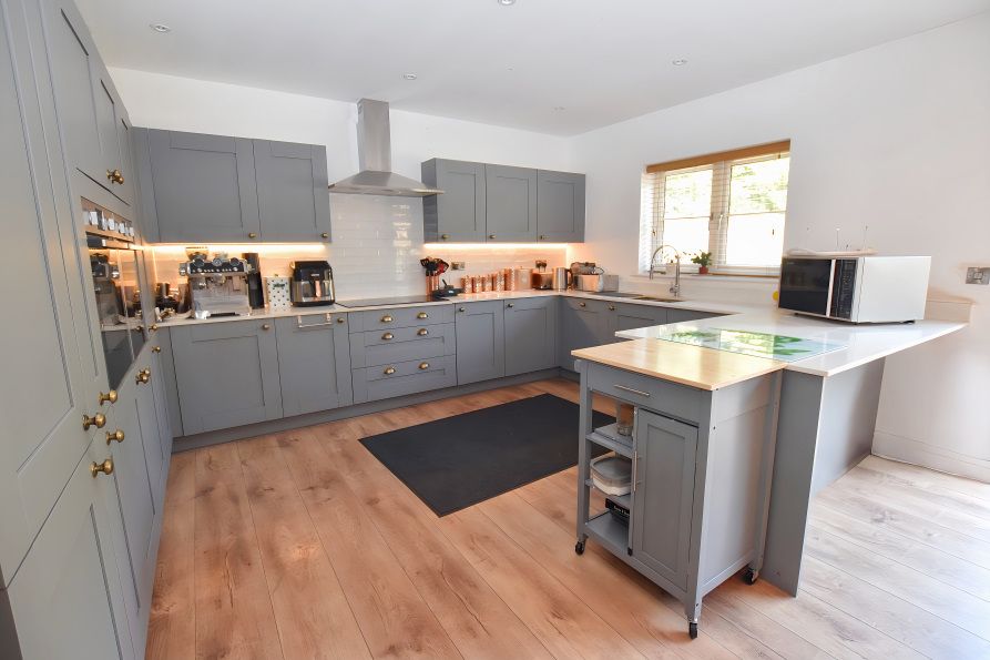 Property photo 3 of 28 Dining Kitchen 1