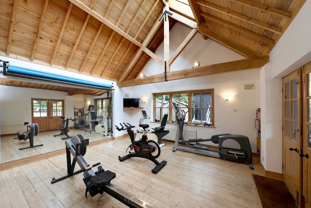 Property photo 3 of 8 026[2]
