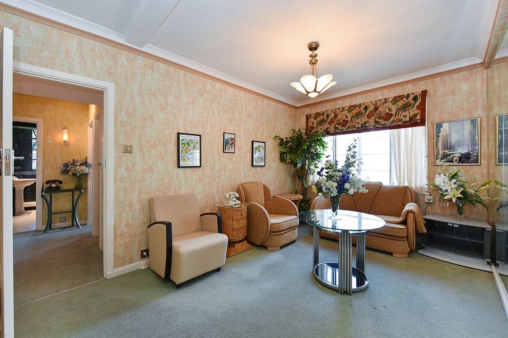 Property photo 1 of 11 Picture No. 10