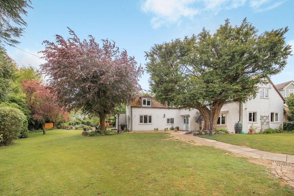 Property photo 1 of 27