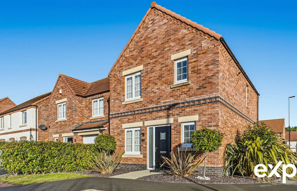 Property photo 1 of 36