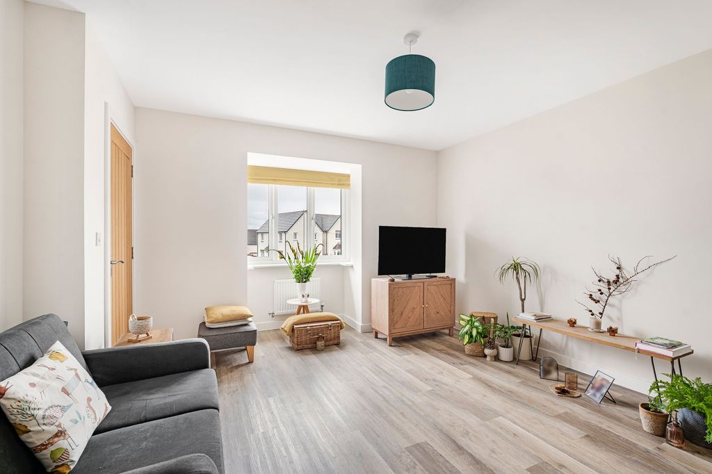 Property photo 1 of 30