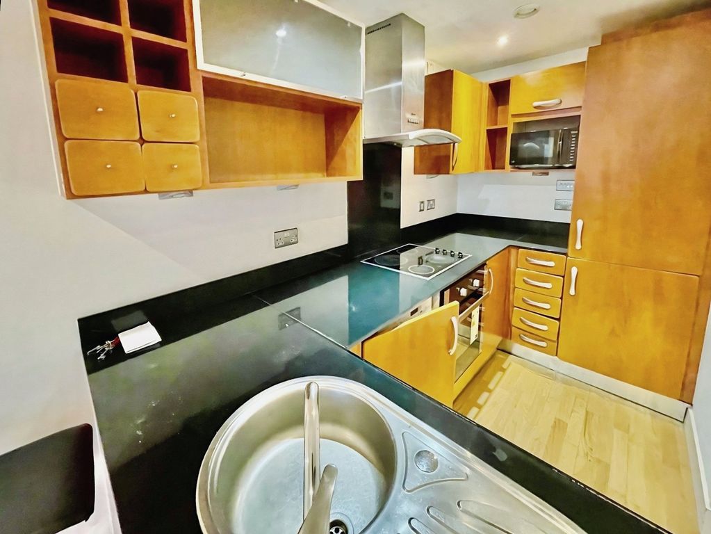 Property photo 3 of 12 Picture No. 30