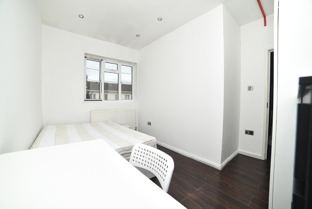 Property photo 3 of 17 Photo 3