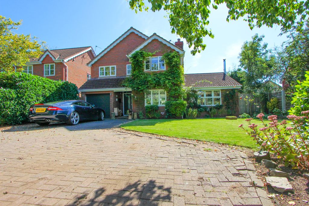 Property photo 1 of 23