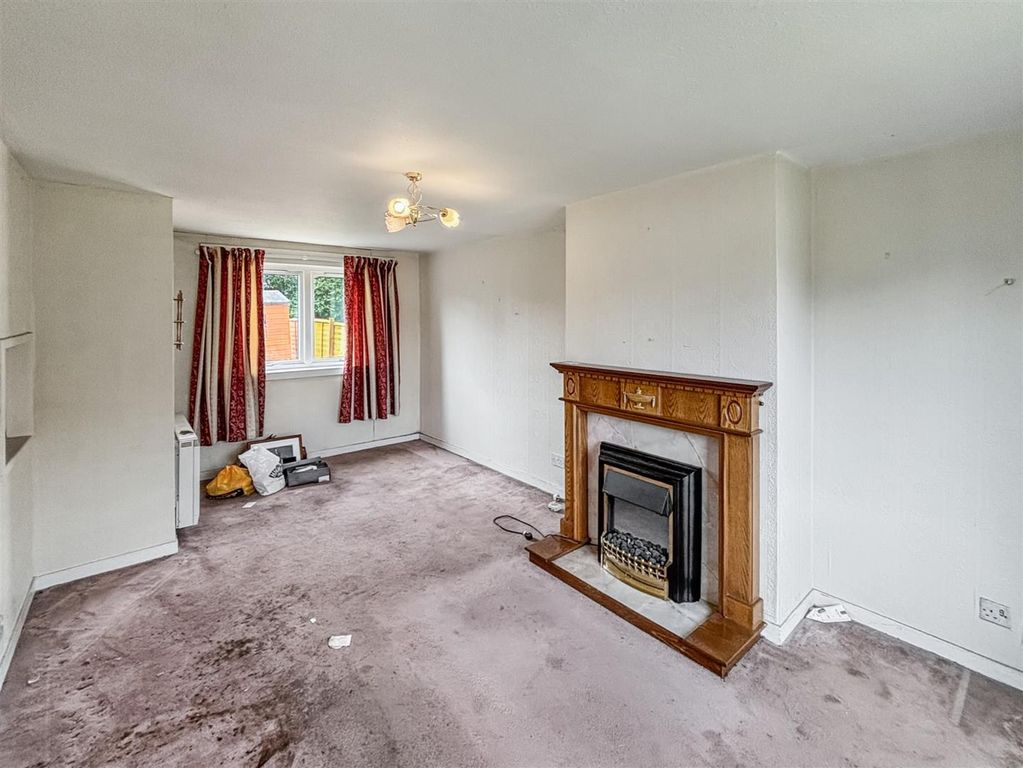 Property photo 3 of 14 S003.Jpg