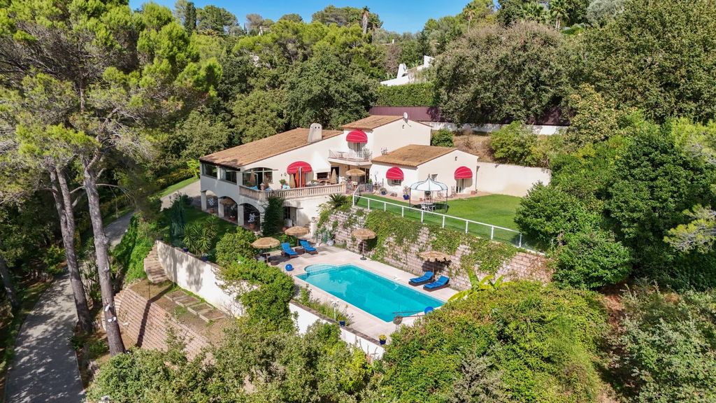 Property photo 1 of 22