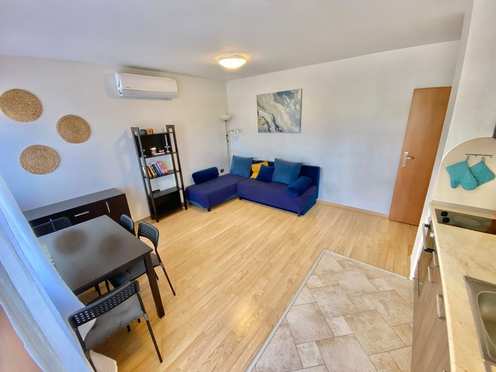 Property photo 3 of 20