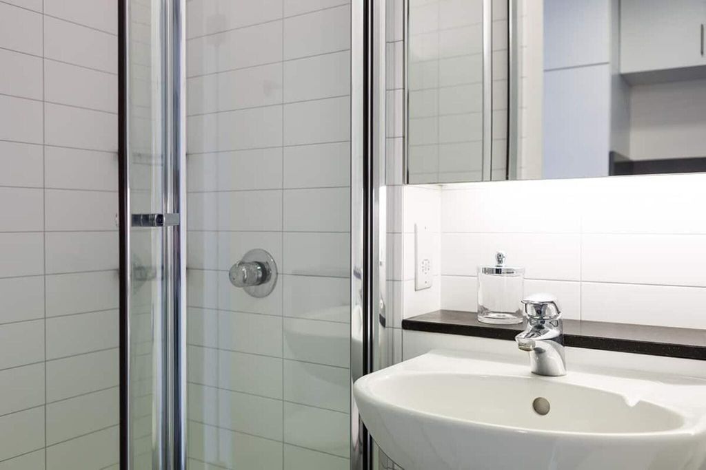 Property photo 3 of 12 Bathroom