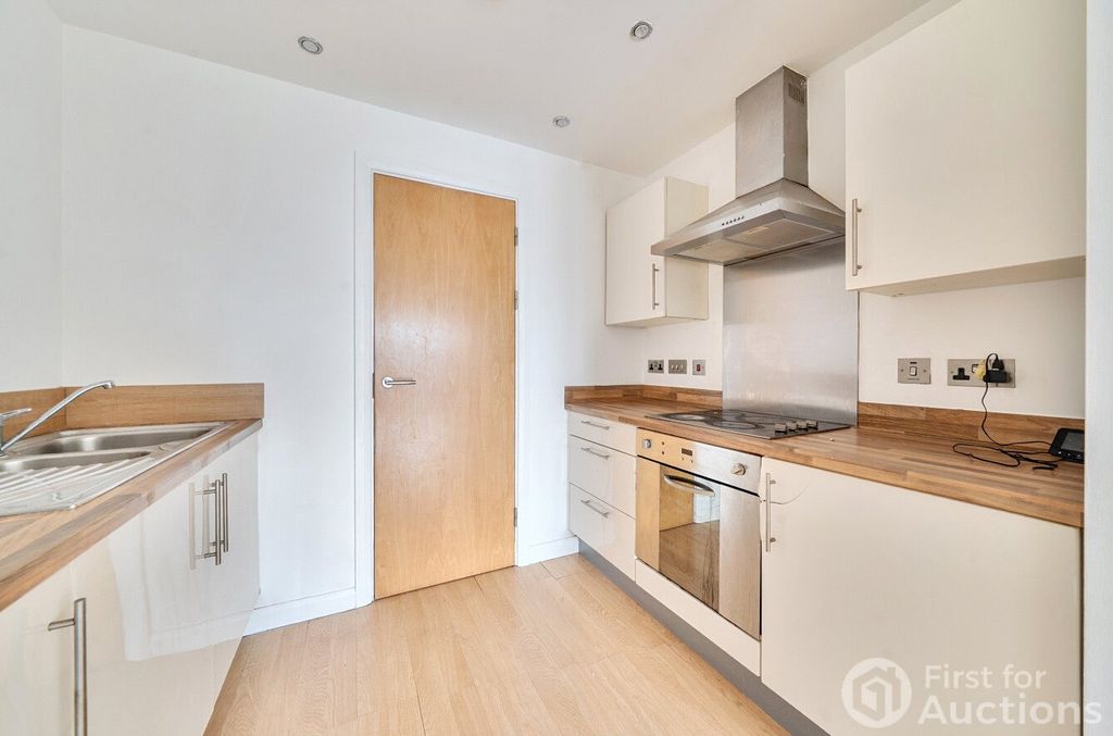 Property photo 2 of 12 2