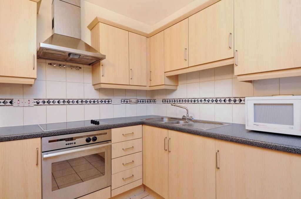 Property photo 2 of 5