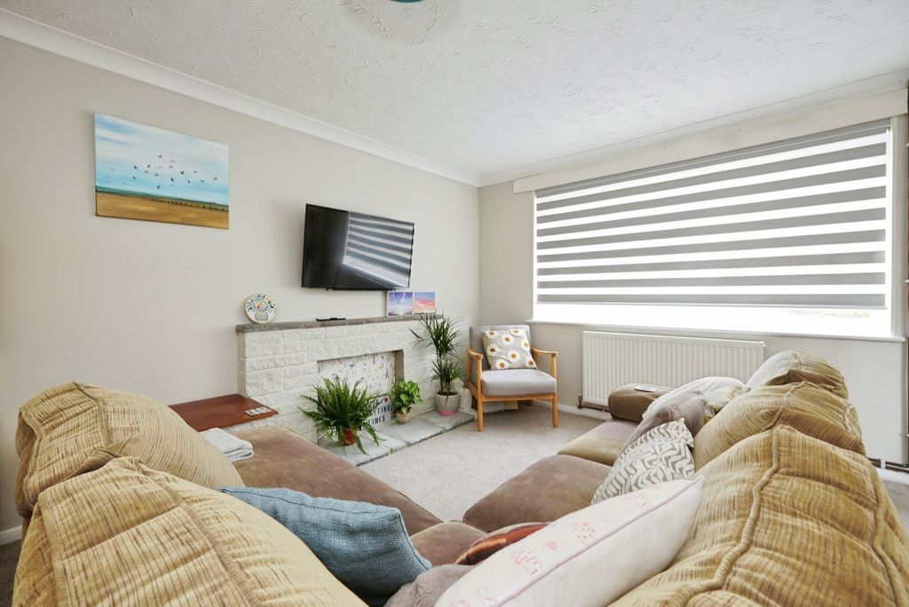 Property photo 2 of 18 Pbox-Img.Jpg