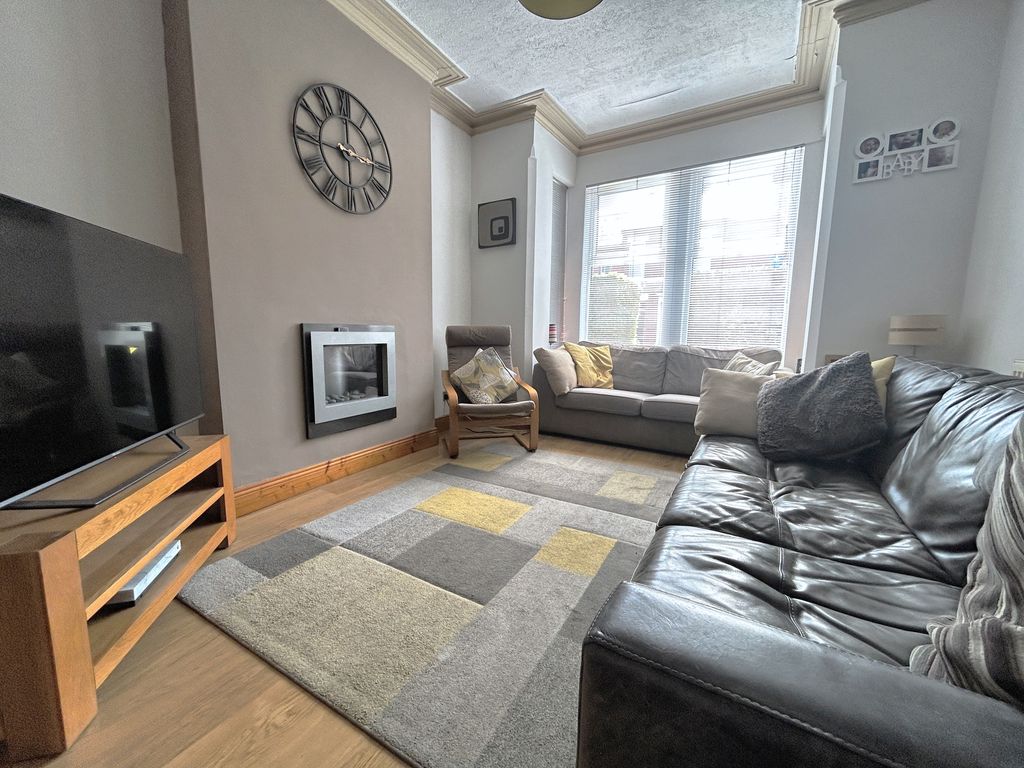 Property photo 3 of 21 400F6De5-3875-4F5D-B36A-C74Cfc30Ec2A.Jpg