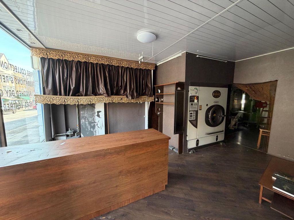 Property photo 3 of 4 Hendon.Jpg