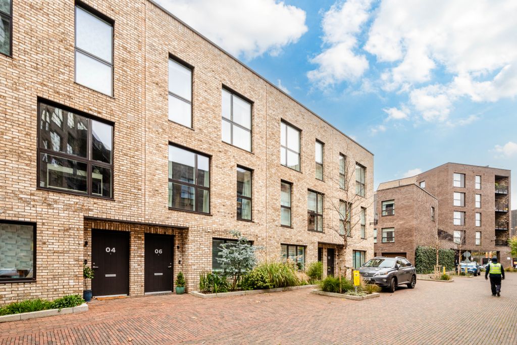 Property photo 2 of 19 2.1