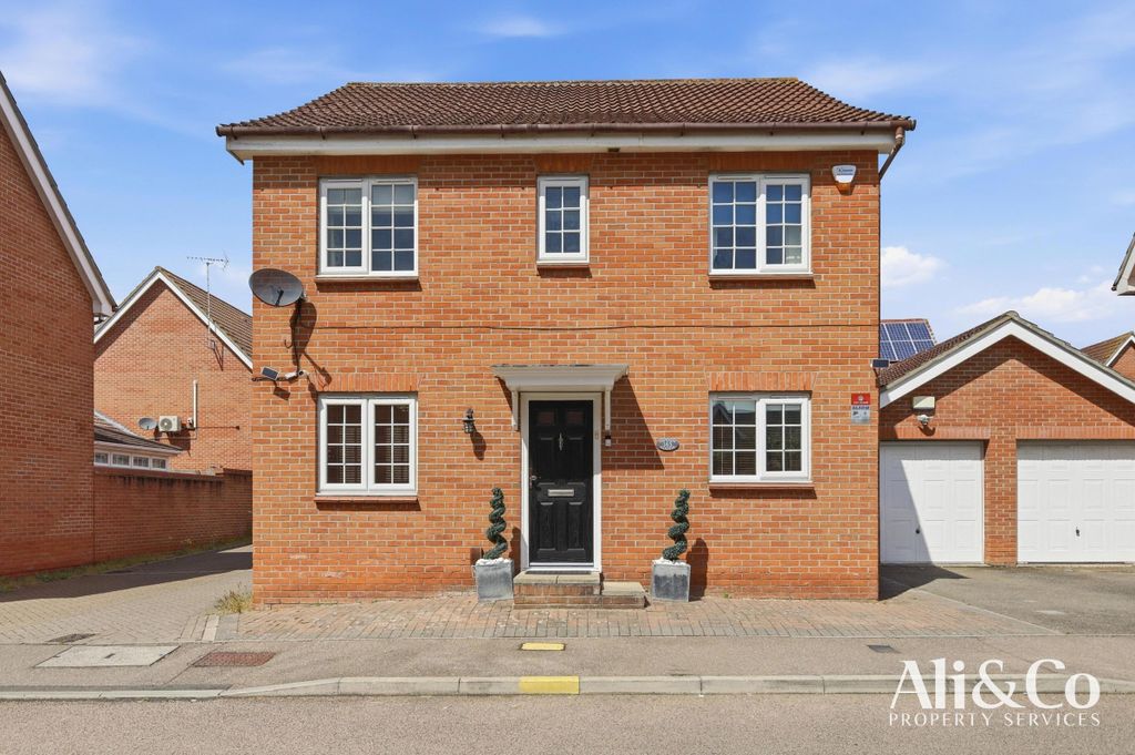 Property photo 1 of 31