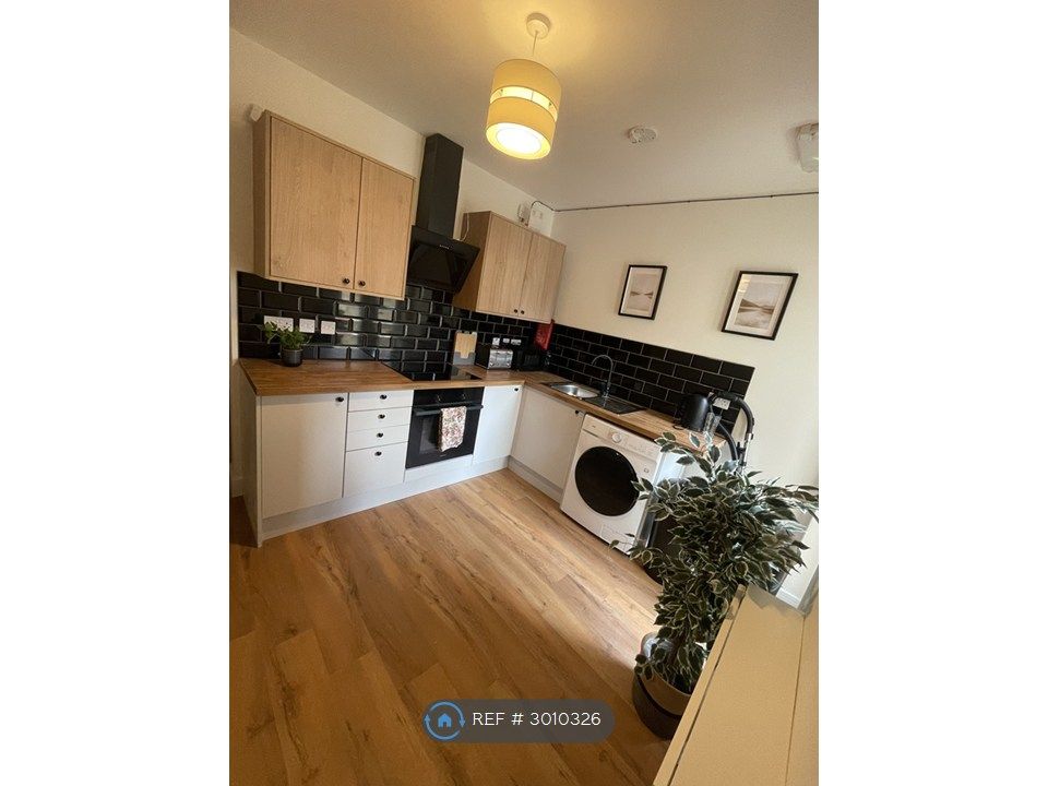 Property photo 3 of 3