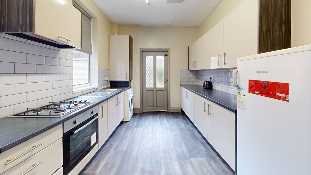 Property photo 3 of 12 Jpg