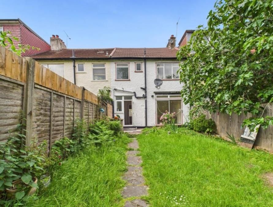 Property photo 2 of 10