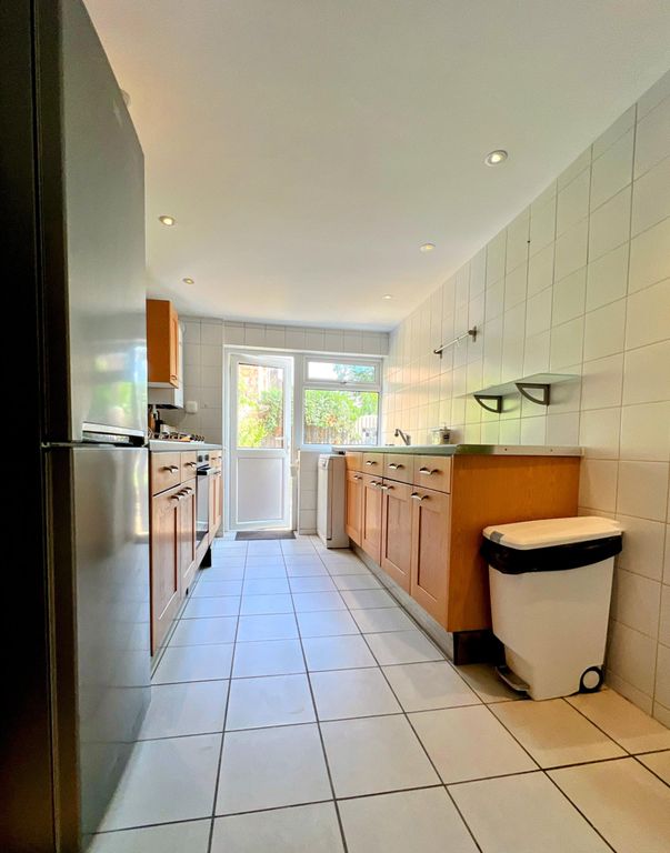 Property photo 2 of 10 Photo 1