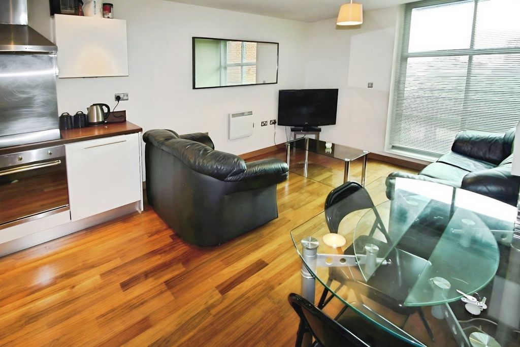 Property photo 3 of 7 Picture No. 15