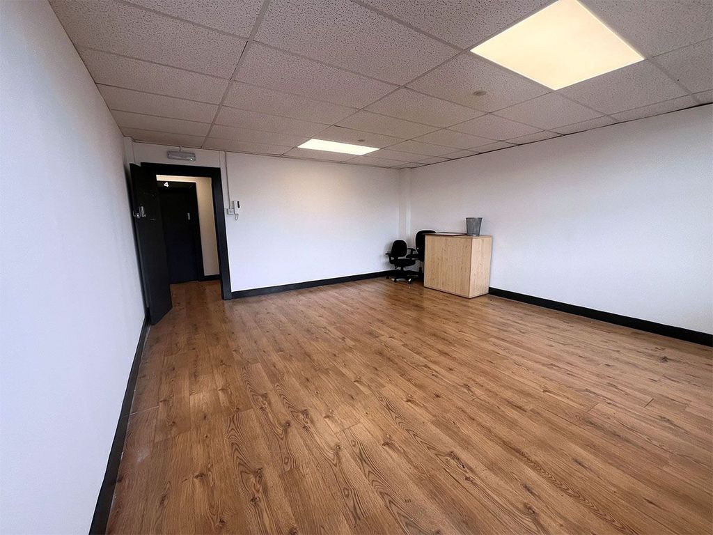 Property photo 3 of 3