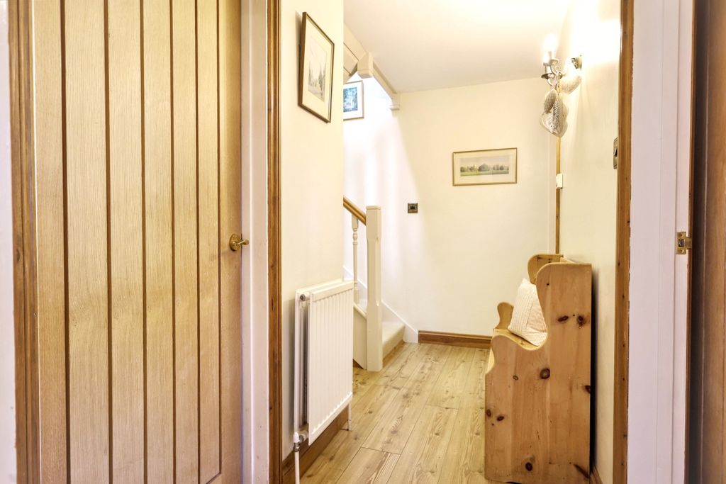 Property photo 3 of 21 Img_5916