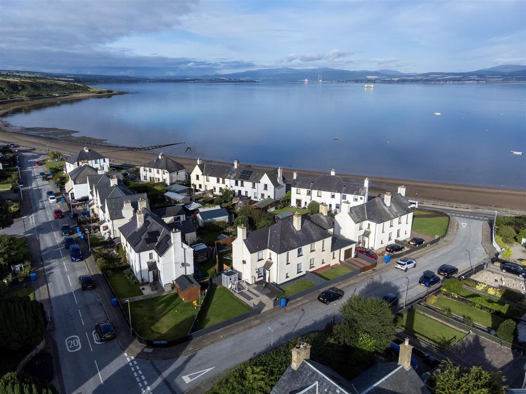 Property photo 1 of 19 Bayview Cromarty 0002.Jpg