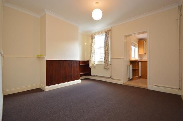 Property photo 3 of 9 Dining