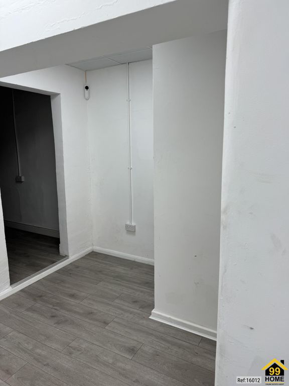 Property photo 3 of 16 Photo 2