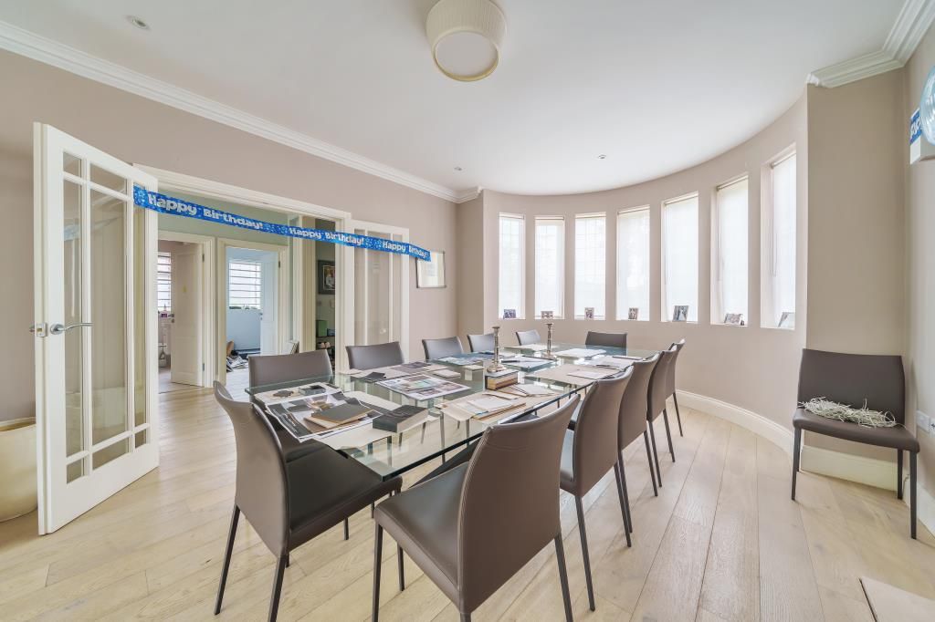 Property photo 3 of 12 Dining Area