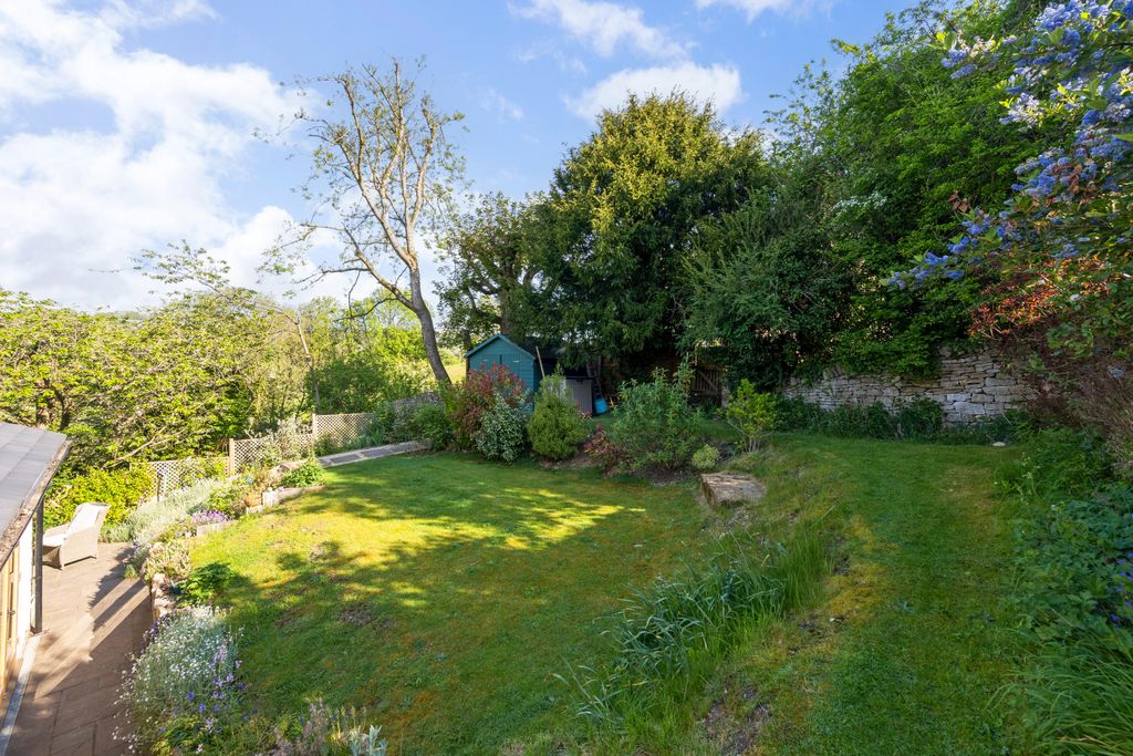 Property photo 3 of 26