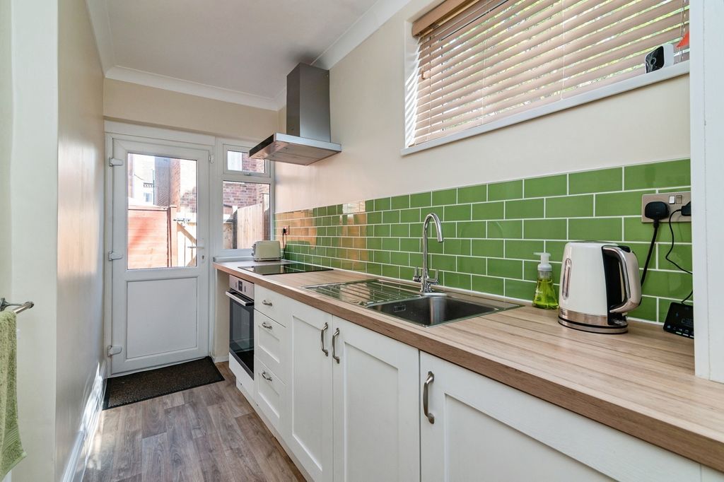 Property photo 2 of 15 Pbox-Img.Jpg