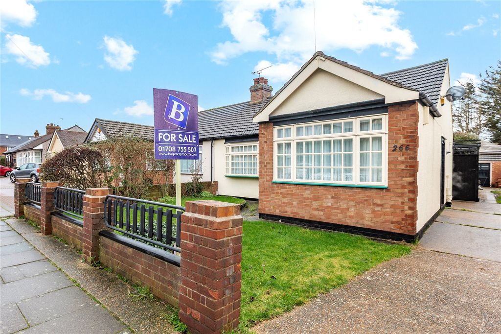 Property photo 1 of 22 Front