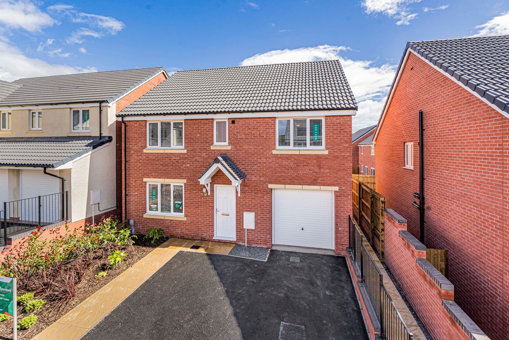 Property photo 1 of 30