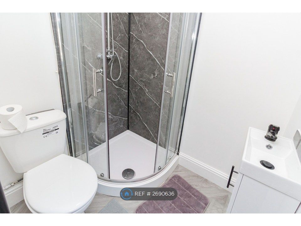 Property photo 3 of 4