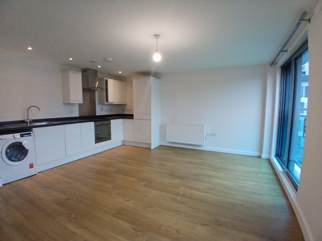 Property photo 3 of 9