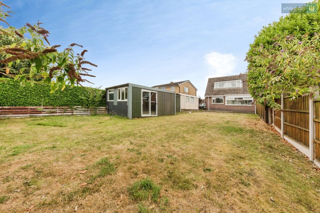 Property photo 2 of 15 Pbox-Img.Jpg
