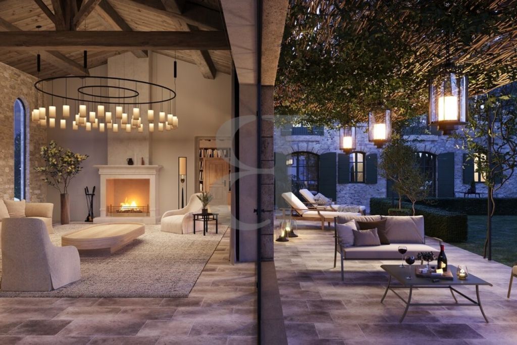 Property photo 3 of 6