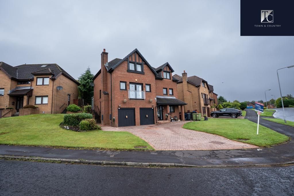 Property photo 2 of 56