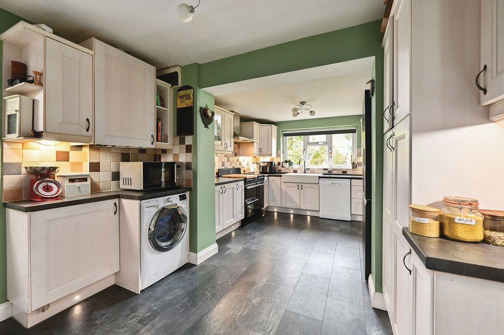 Property photo 3 of 24 Photo 3