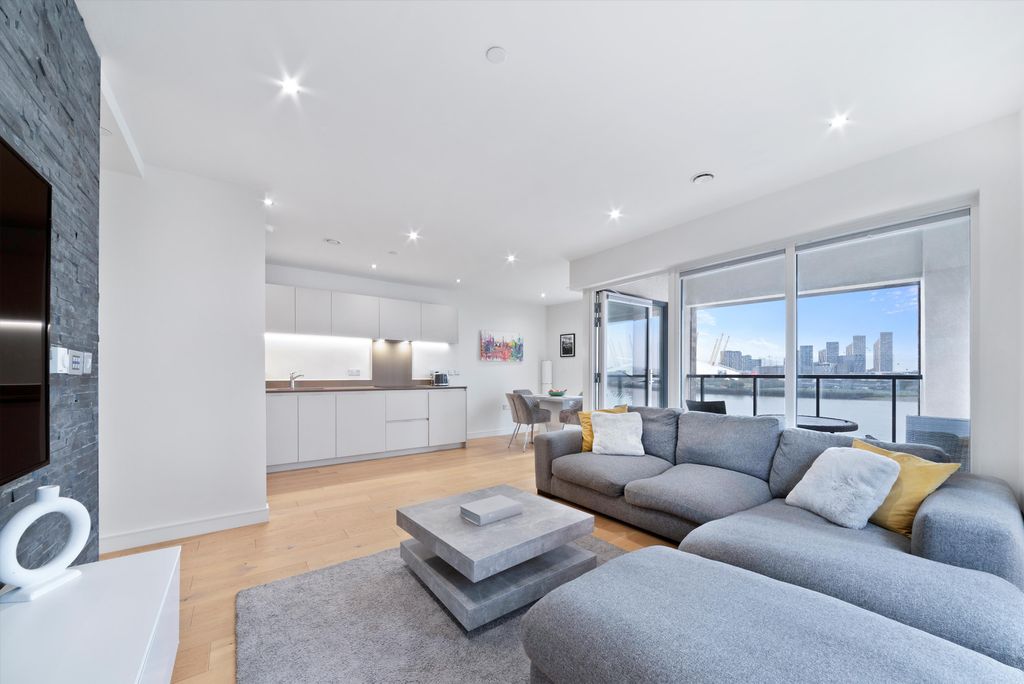 Property photo 1 of 12 Image