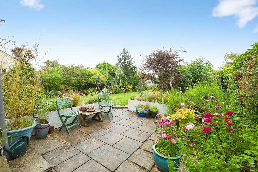 Property photo 3 of 20 Pbox-Img.Jpg